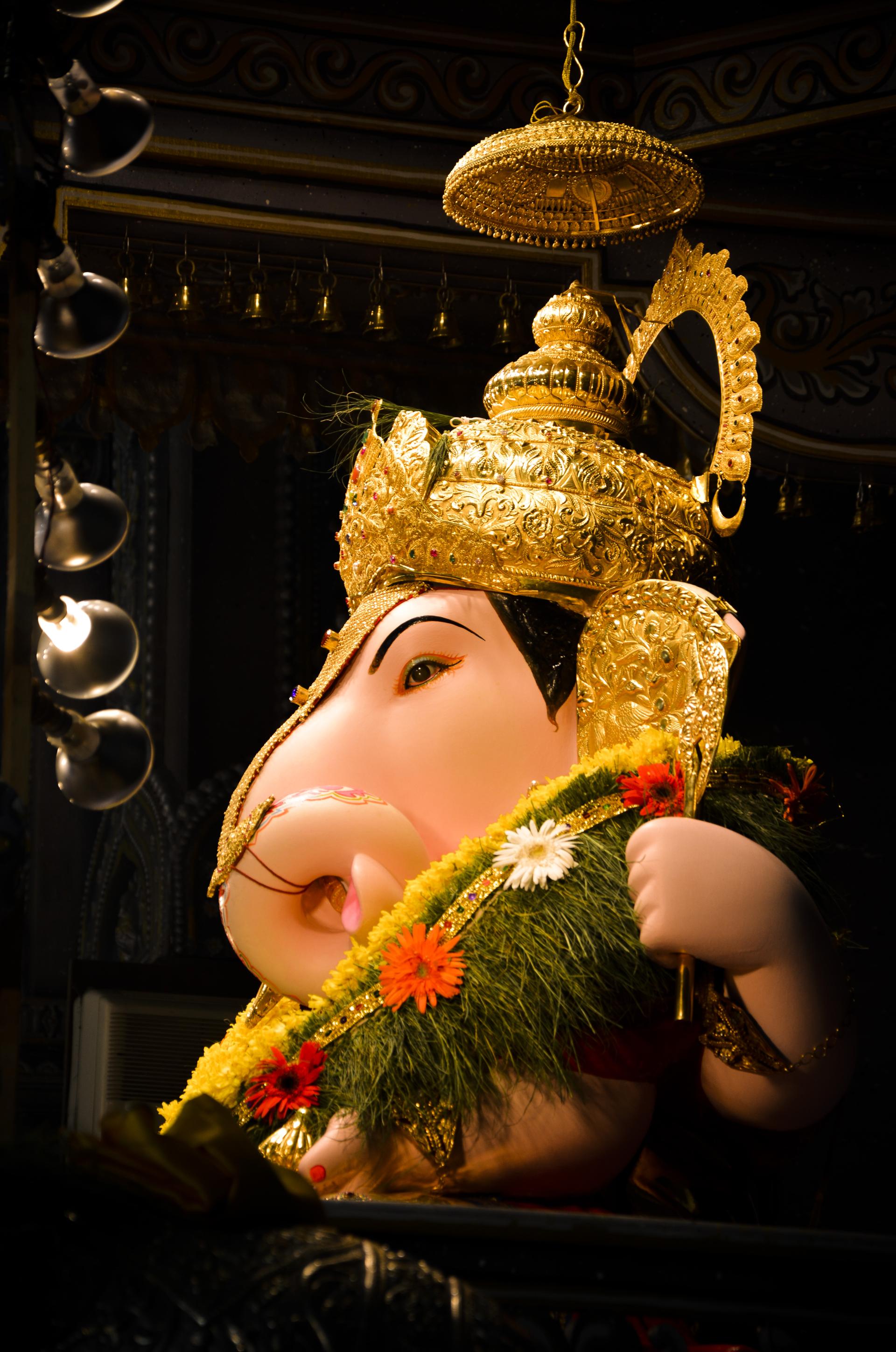 Dagdusheth Halwai Ganpati temple, Pune